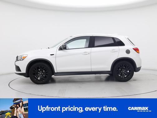White 2017 Mitsubishi Outlander Sport LE