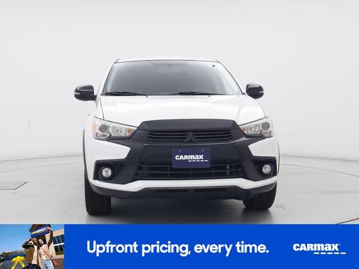 White 2017 Mitsubishi Outlander Sport LE
