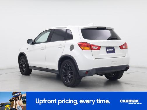 White 2017 Mitsubishi Outlander Sport LE