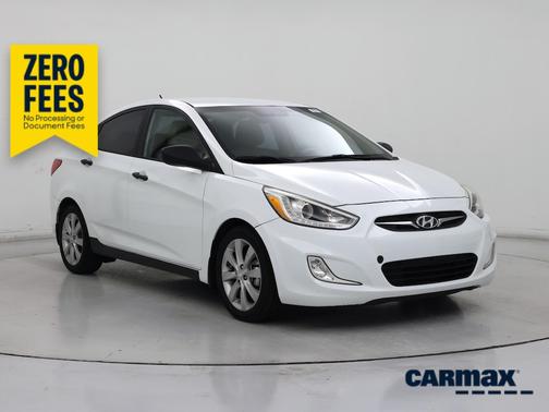 White 2014 Hyundai Accent GLS