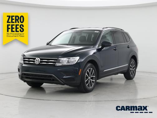 Green 2018 Volkswagen Tiguan SE