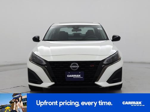 White 2023 Nissan Altima SR