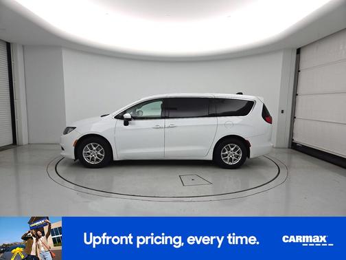 White 2023 Chrysler Voyager LX