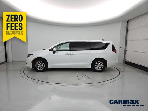 White 2023 Chrysler Voyager LX