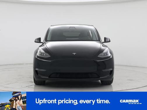Black 2023 Tesla Model Y Performance