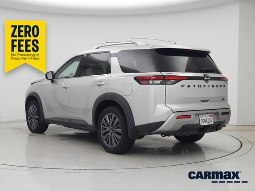 Silver 2023 Nissan Pathfinder SL