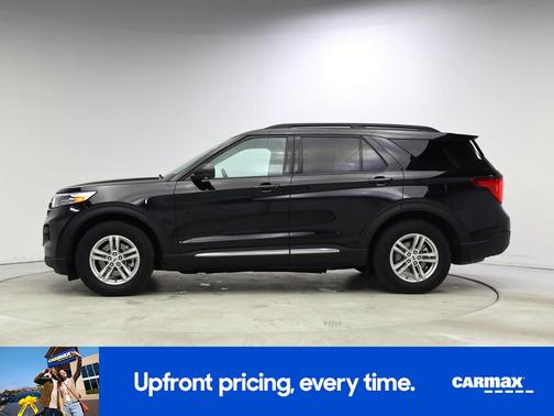 Black 2024 Ford Explorer XLT