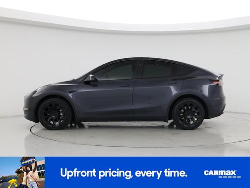 Gray 2024 Tesla Model Y Long Range