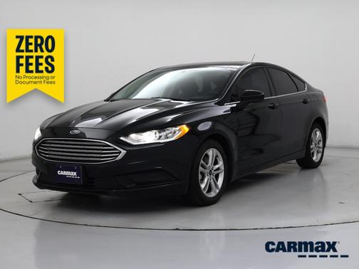 Black 2018 Ford Fusion SE