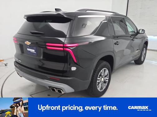 Black 2025 Chevrolet Traverse LT