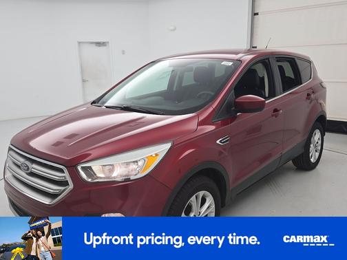 Red 2017 Ford Escape SE