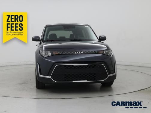 Gray 2025 Kia Soul LX