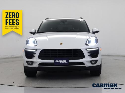 White 2018 Porsche Macan