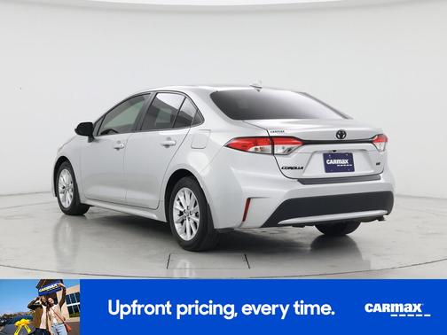 Silver 2021 Toyota Corolla LE