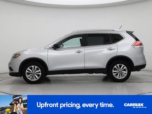 Silver 2016 Nissan Rogue SV