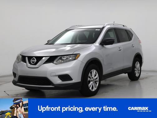 Silver 2016 Nissan Rogue SV