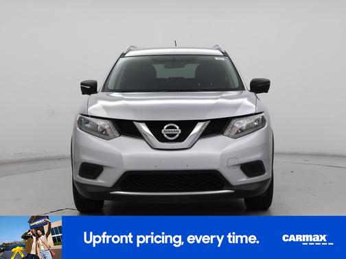 Silver 2016 Nissan Rogue SV