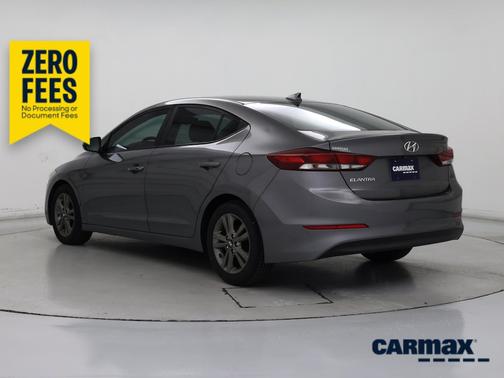Gray 2017 Hyundai ELANTRA SE