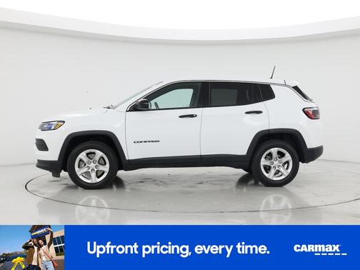 White 2023 Jeep Compass Sport