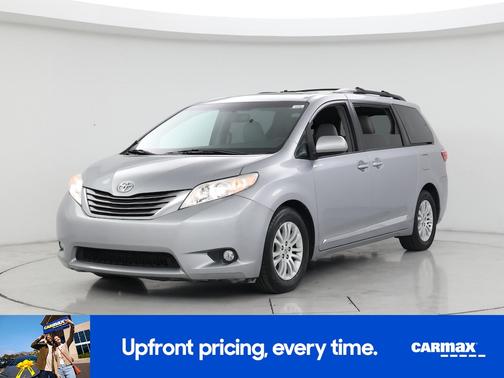2017 Toyota Sienna XLE