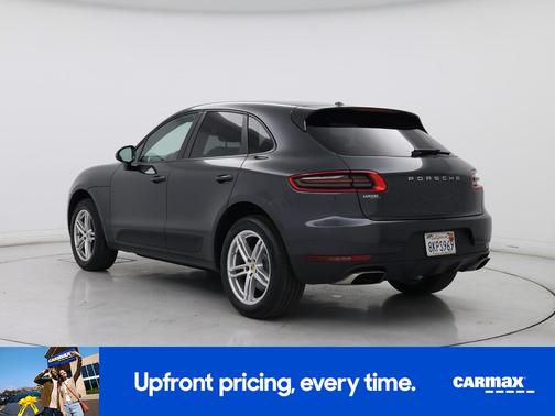 2018 Porsche Macan Base (PDK)