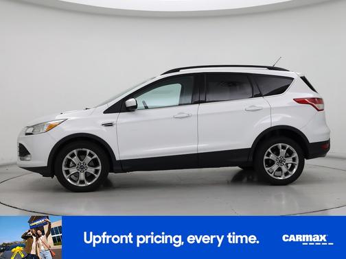 White 2015 Ford Escape SE