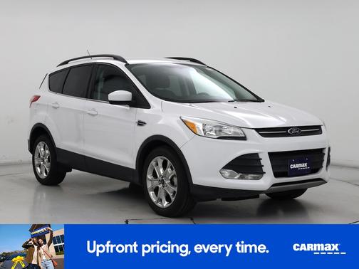 White 2015 Ford Escape SE