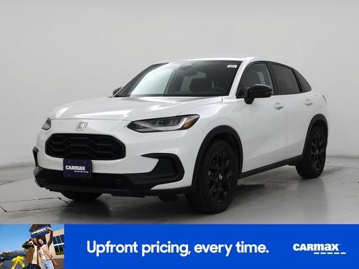 White 2023 Honda HR-V Sport