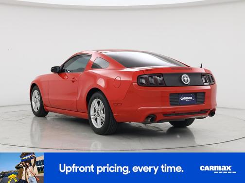 Red 2014 Ford Mustang
