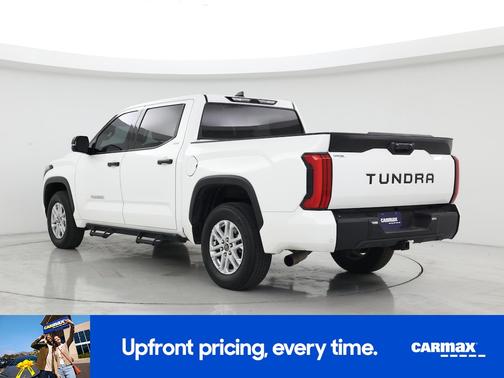 White 2022 Toyota Tundra SR5