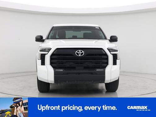 White 2022 Toyota Tundra SR5