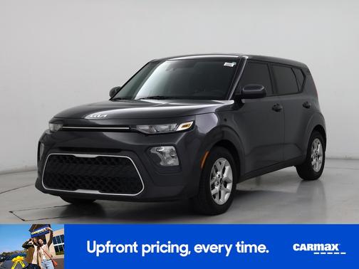 Gray 2022 Kia Soul LX