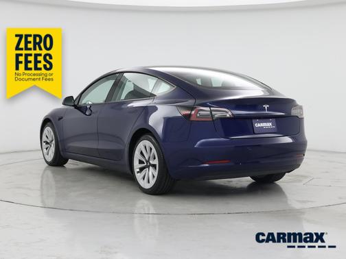Blue 2022 Tesla Model 3