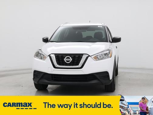2019 Nissan Kicks S