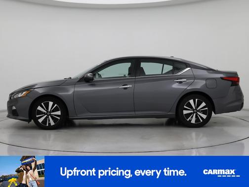 2022 Nissan Altima SV