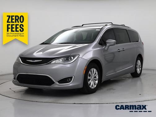 Silver 2018 Chrysler Pacifica Touring L