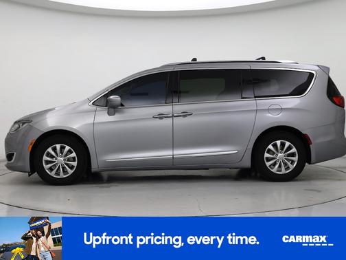Silver 2018 Chrysler Pacifica Touring L