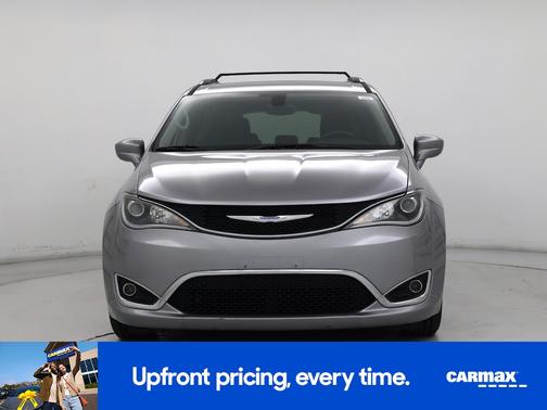 Silver 2018 Chrysler Pacifica Touring L