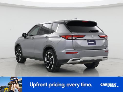 Gray 2022 Mitsubishi Outlander SE
