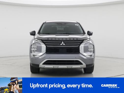 Gray 2022 Mitsubishi Outlander SE