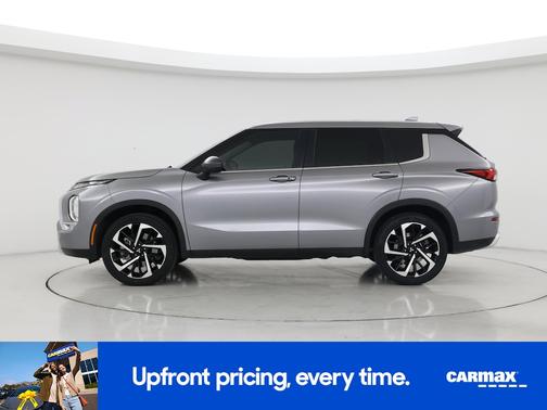Gray 2022 Mitsubishi Outlander SE