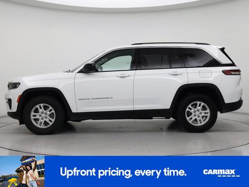 White 2023 Jeep Grand Cherokee Laredo