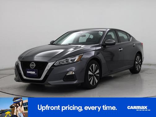 Gray 2021 Nissan Altima SV