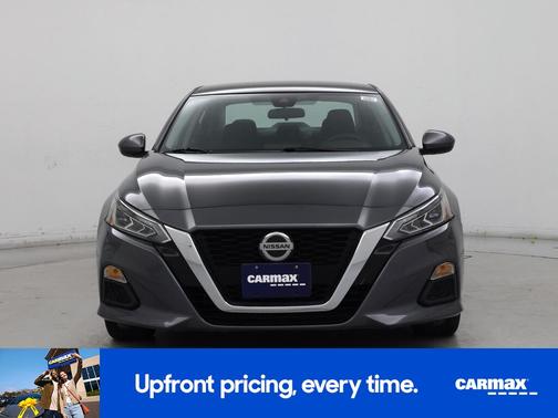 Gray 2021 Nissan Altima SV