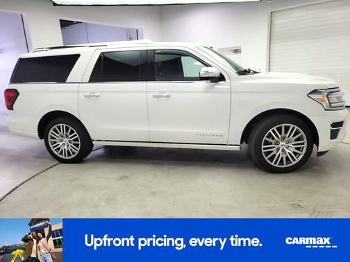 White 2023 Ford Expedition Max Platinum