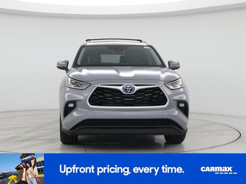 Gray 2023 Toyota Highlander Hybrid Bronze Edition