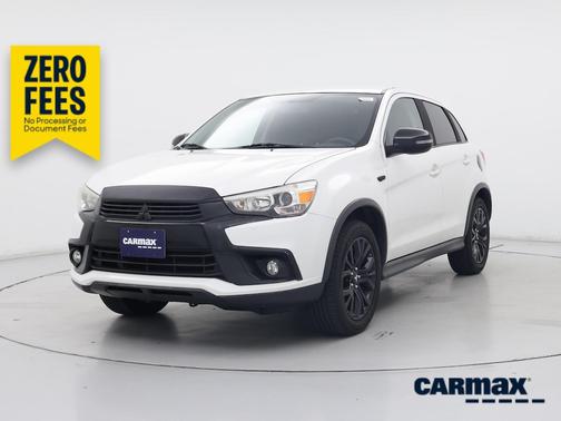 White 2017 Mitsubishi Outlander Sport LE