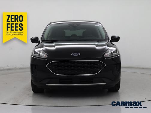 Black 2020 Ford Escape SE
