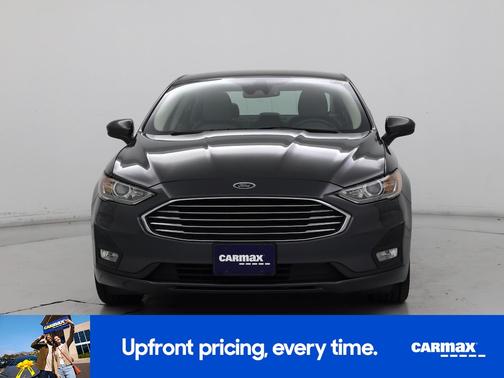 Gray 2019 Ford Fusion SE