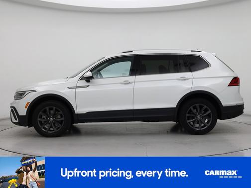 White 2023 Volkswagen Tiguan SE